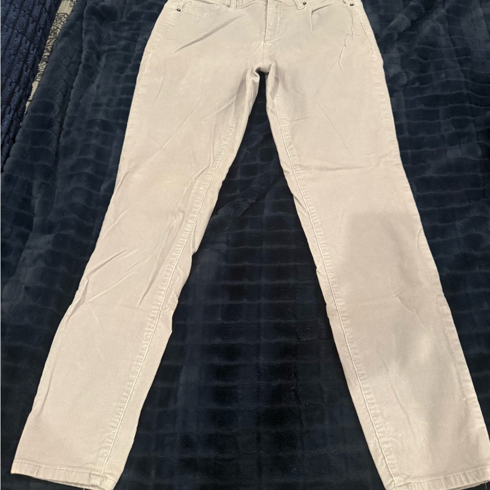 Victoria Secret light gray Women's corduroy skinny leg pants 8S